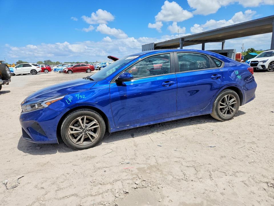 KIA Forte 2023, VIN 3KPF24AD2PE517783, 4/5