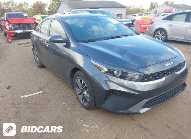 KIA Forte 2023, VIN 3KPF24AD8PE504973, 3/5