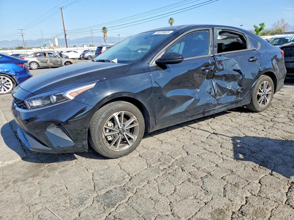 KIA Forte 2023, VIN 3KPF54AD1PE625156, 2/5
