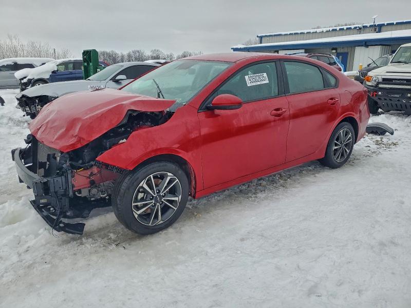 KIA Forte 2023, VIN 3KPF54AD5PE557735, 2/5