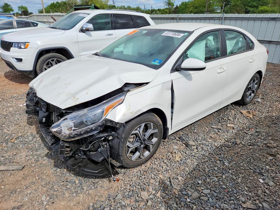 KIA Forte 2022, VIN 3KPF54AD8NE506727, 2/5