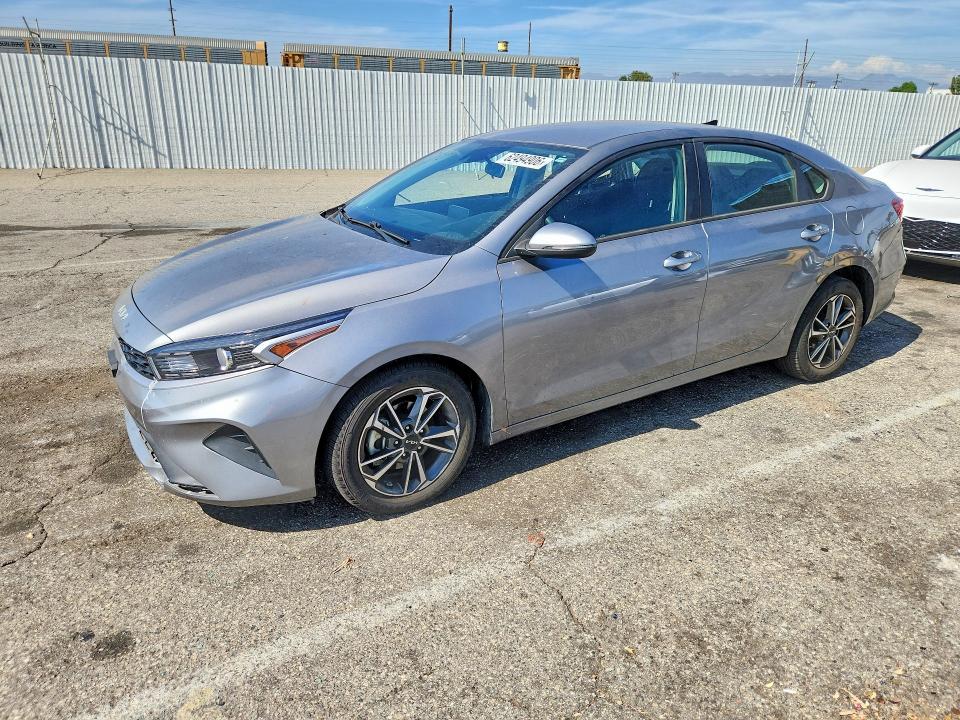 KIA Forte 2022, VIN 3KPF54AD9NE510009, 4/5