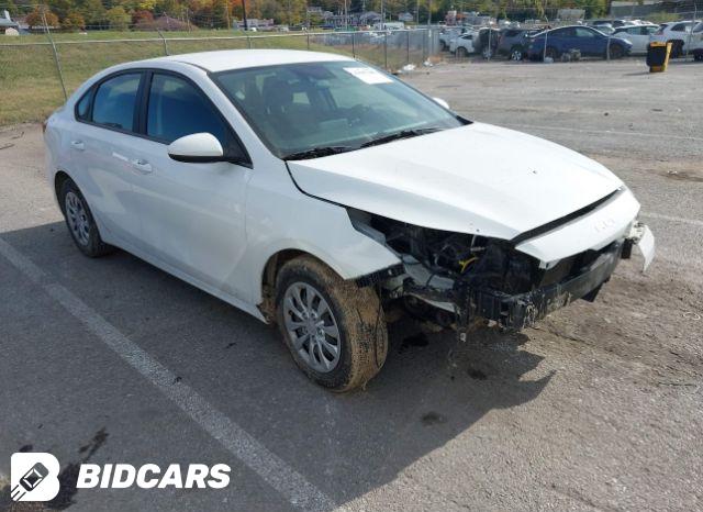 KIA Forte 2023, VIN 3KPF54AD9PE514242, 2/5