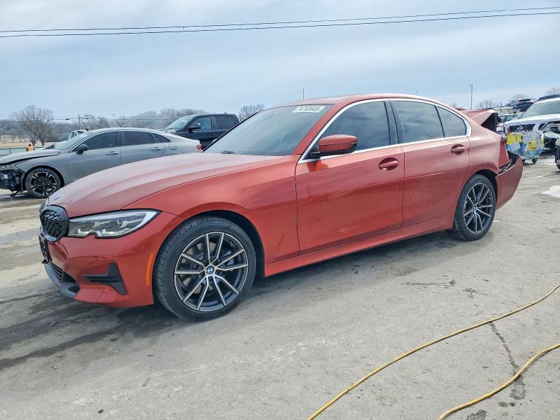 BMW 3 Series 2021, VIN 3MW5R1J06M8B51319, 3/5
