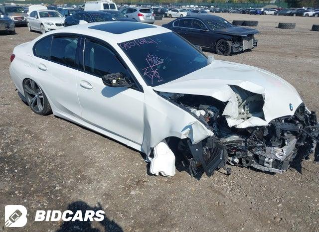 BMW 3 Series 2021, VIN 3MW5U7J01M8B63122, 3/5