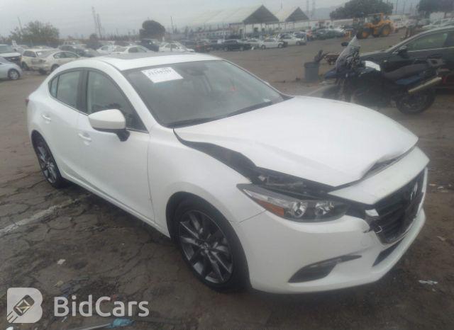 Mazda 3 2018, VIN 3MZBN1V37JM205989, 11/15