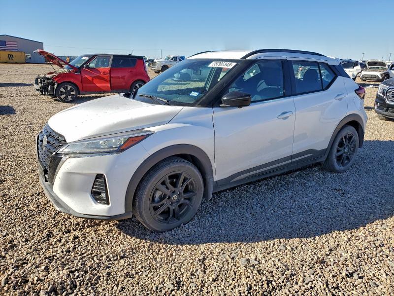 Nissan Kicks 2020, VIN 3N1CP5DV6LL548266, 3/5