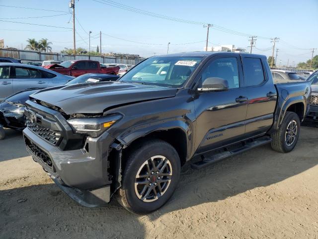 Toyota Tacoma 2025, VIN 3TMLB5JN0SM141343, 5/8