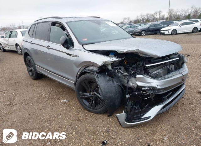 Volkswagen Tiguan 2022, VIN 3VV4B7AXXNM103836, 1/5