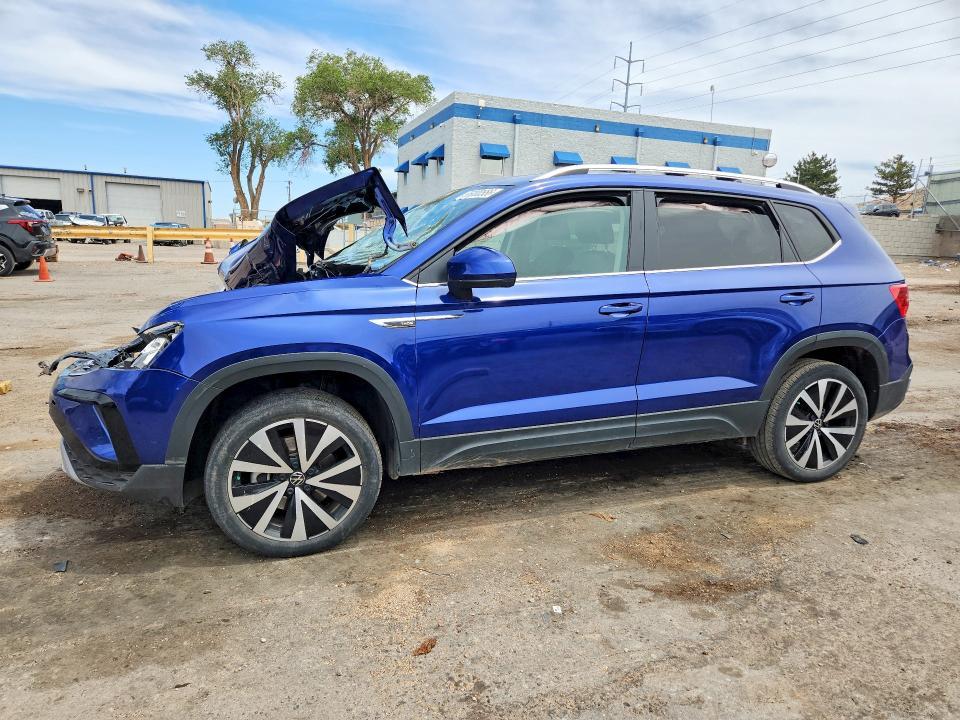 Volkswagen Taos 2022, VIN 3VVPX7B26NM080704, 3/5