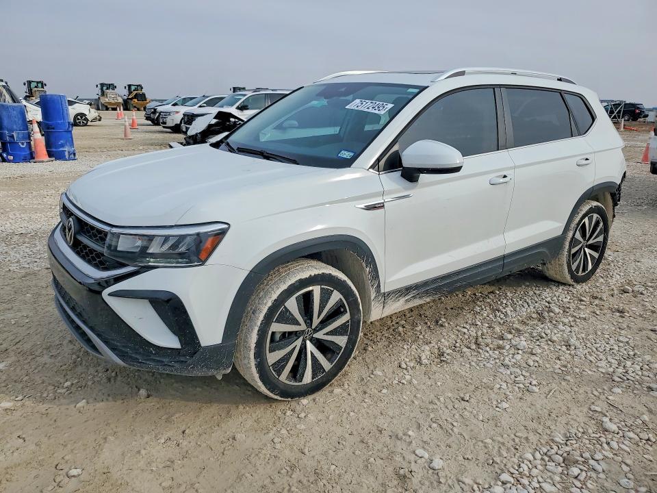 Volkswagen Taos 2022, VIN 3VVSX7B2XNM004431, 2/5