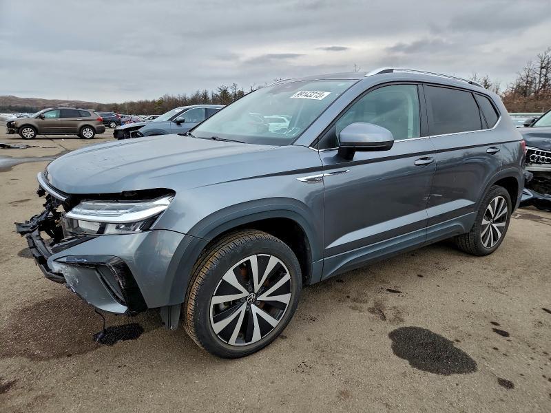 Volkswagen Taos 2022, VIN 3VVWX7B26NM090757, 1/11