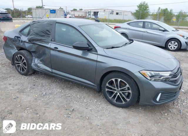 Volkswagen Jetta 2023, VIN 3VW5M7BUXPM009070, 2/5