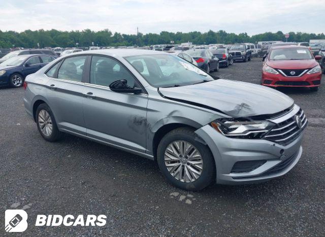 Volkswagen Jetta 2019, VIN 3VWC57BU3KM061735, 1/5