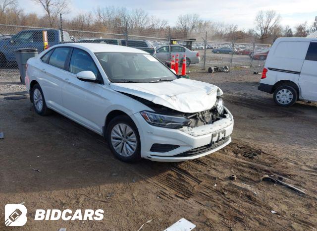 Volkswagen Jetta 2019, VIN 3VWC57BU4KM229835, 2/5