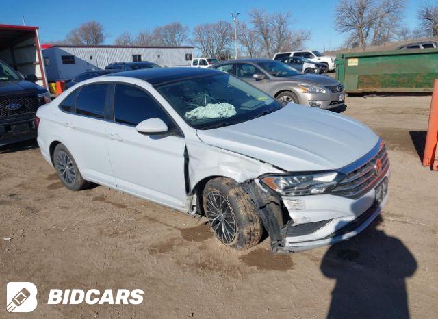 Volkswagen Jetta 2020, VIN 3VWC57BU7LM095548, 2/5