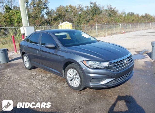 Volkswagen Jetta 2019, VIN 3VWC57BU8KM179120, 2/5