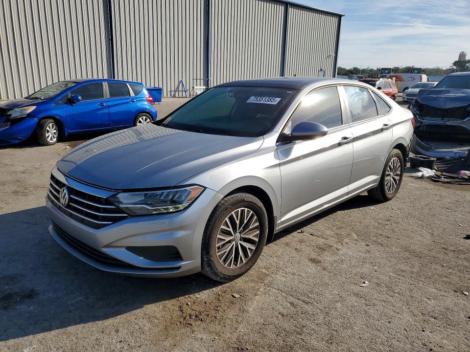 Volkswagen Jetta 2021, VIN 3VWC57BU8MM056548, 2/5