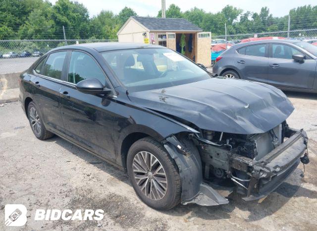 Volkswagen Jetta 2019, VIN 3VWCB7BU0KM203144, 3/5