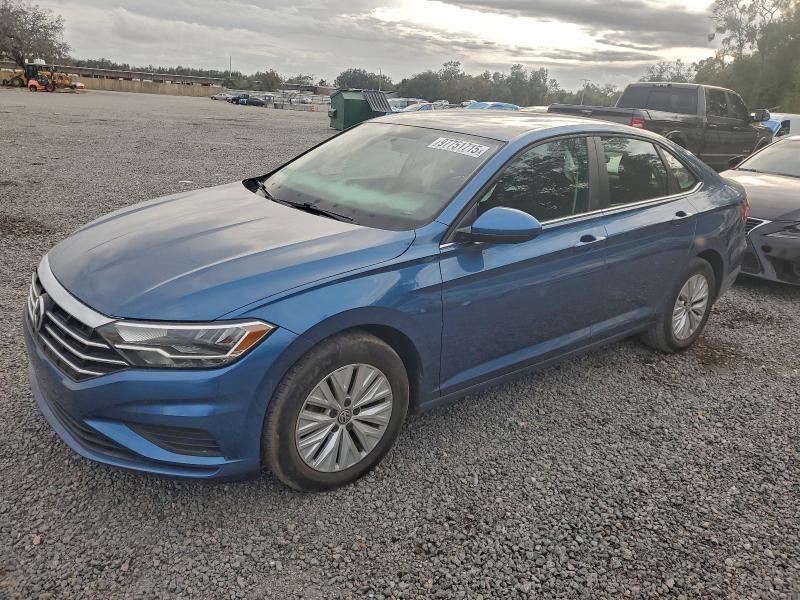 Volkswagen Jetta 2020, VIN 3VWCB7BU0LM064778, 3/5