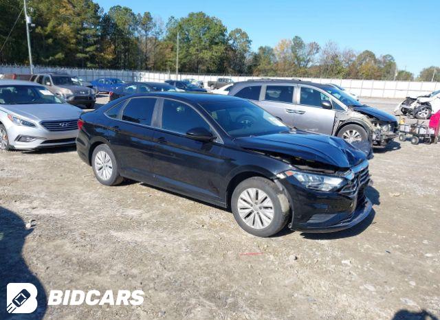 Volkswagen Jetta 2019, VIN 3VWCB7BU2KM209530, 2/11