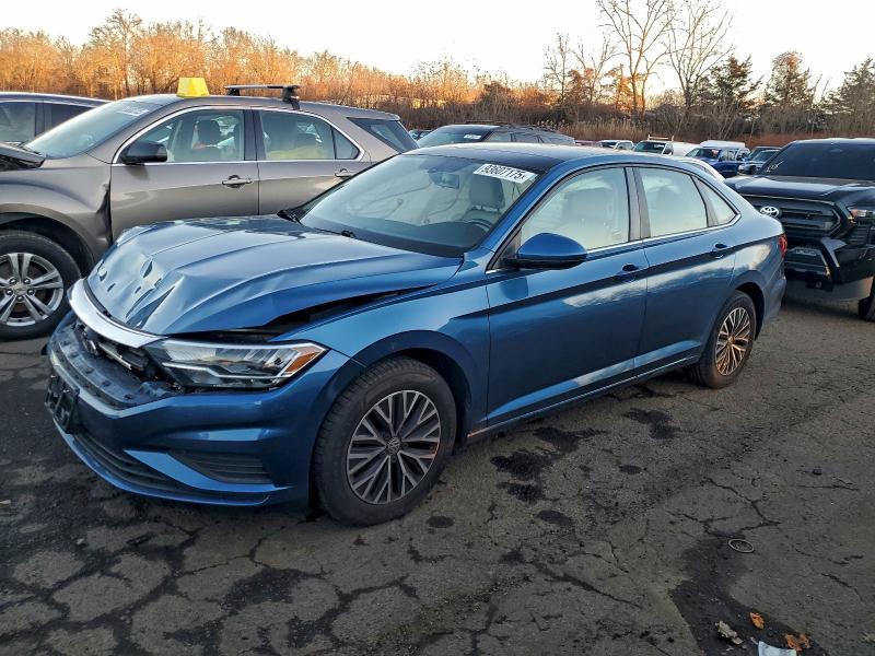 Volkswagen Jetta 2019, VIN 3VWCB7BU2KM209530, 8/11