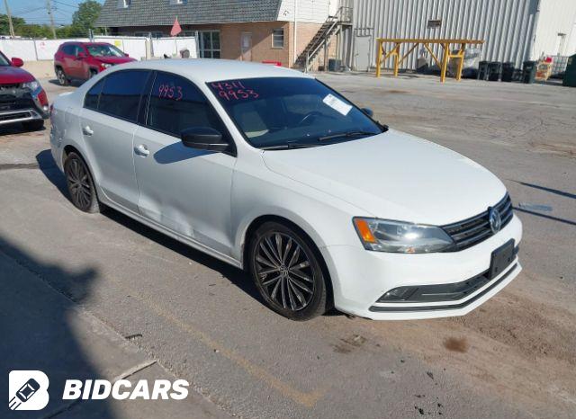 Volkswagen Jetta 2016, VIN 3VWD67AJ0GM256207, 5/11