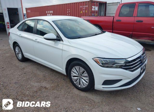 Volkswagen Jetta 2018, VIN 3VWDB7AJ1JM214079, 2/5