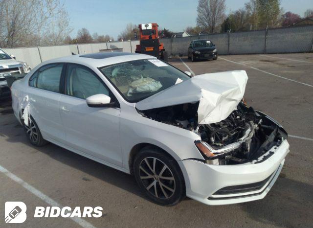 Volkswagen Jetta 2017, VIN 3VWDB7AJ9HM257501, 2/5