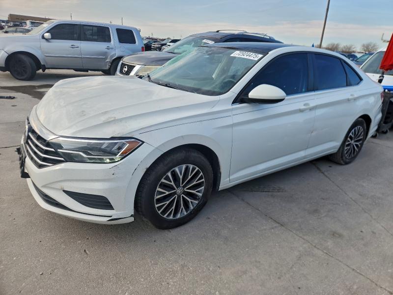 Volkswagen Jetta 2020, VIN 3VWE57BU3LM103847, 3/5