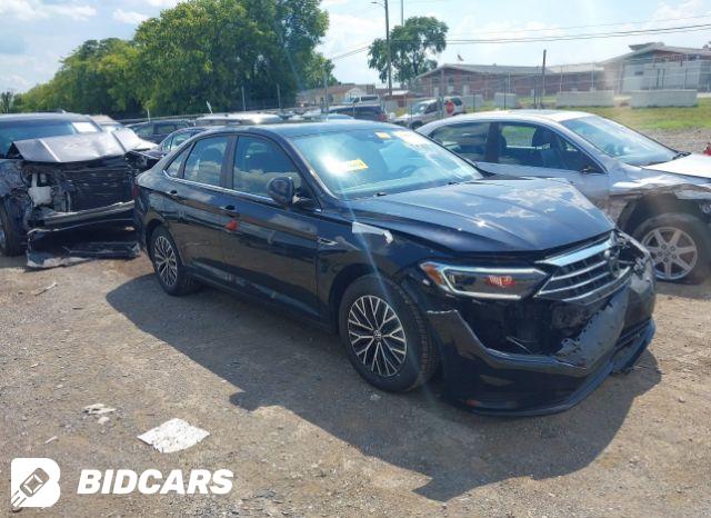 Volkswagen Jetta 2019, VIN 3VWEB7BU3KM233764, 1/5