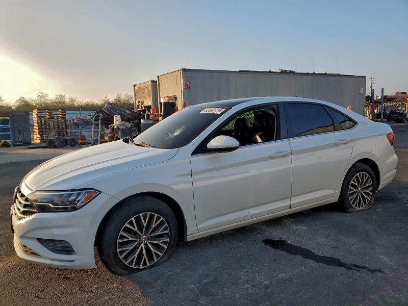 Volkswagen Jetta 2021, VIN 3VWG57BUXMM058044, 2/5