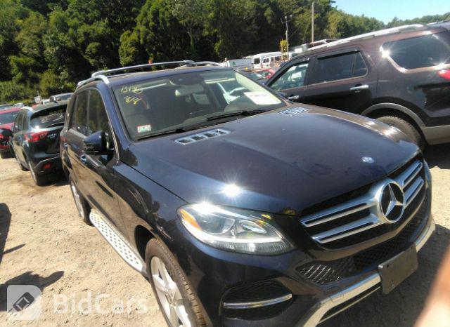 Mercedes-Benz GLE-Class 2018, VIN 4JGDA5HB8JB093112, 2/5