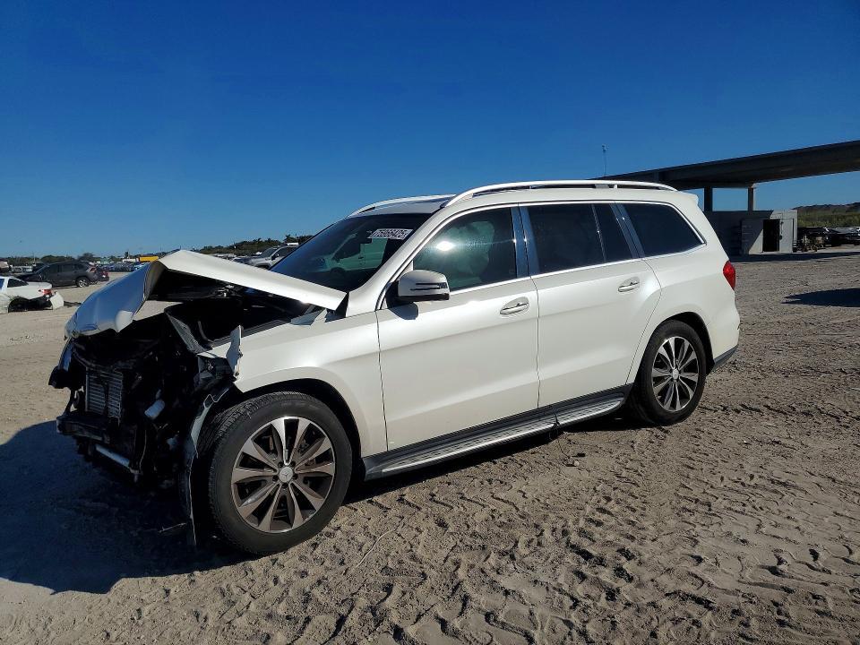 Mercedes-Benz GL-Class 2016, VIN 4JGDF6EE9GA666376, 2/5