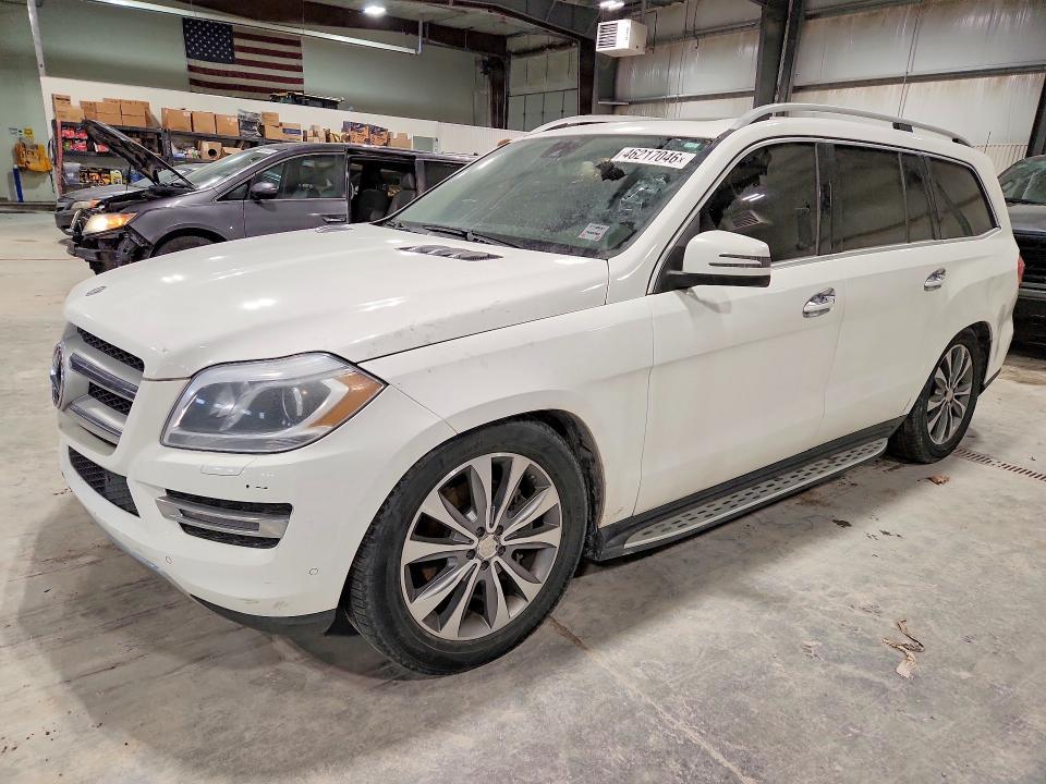 Mercedes-Benz GL-Class 2014, VIN 4JGDF7DE1EA440157, 15/20