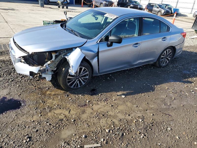 Subaru Legacy 2020, VIN 4S3BWAE61L3017645, 2/5
