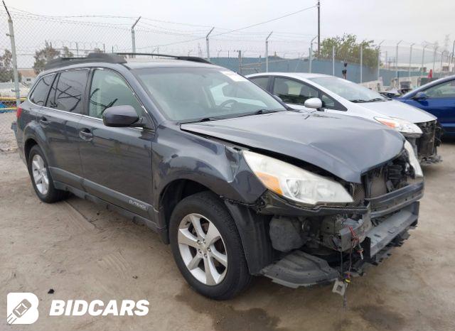 Subaru Outback 2014, VIN 4S4BRBCC4E3326045, 2/5