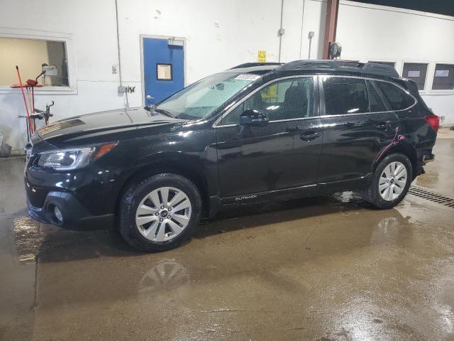 Subaru Outback 2018, VIN 4S4BSAKC2J3233583, 2/5