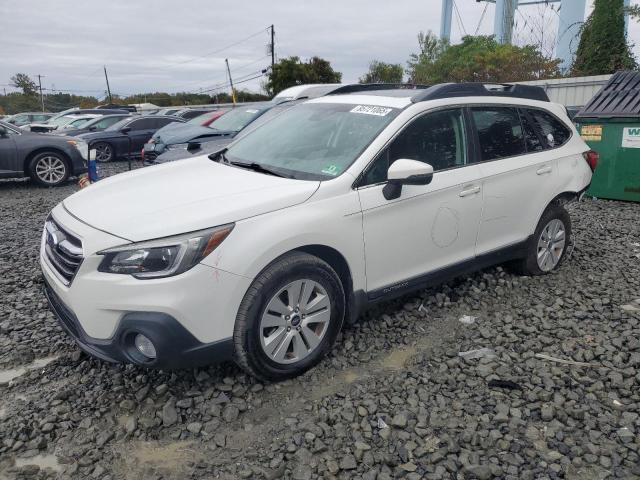 Subaru Outback 2018, VIN 4S4BSANC2J3208145, 2/5