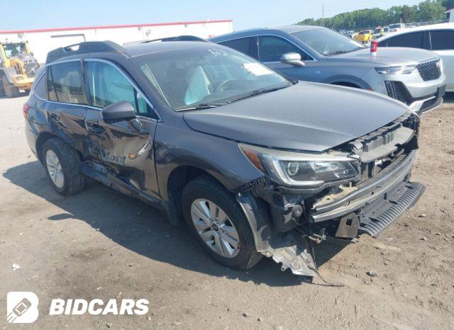 Subaru Outback 2018, VIN 4S4BSANC3J3230767, 3/5