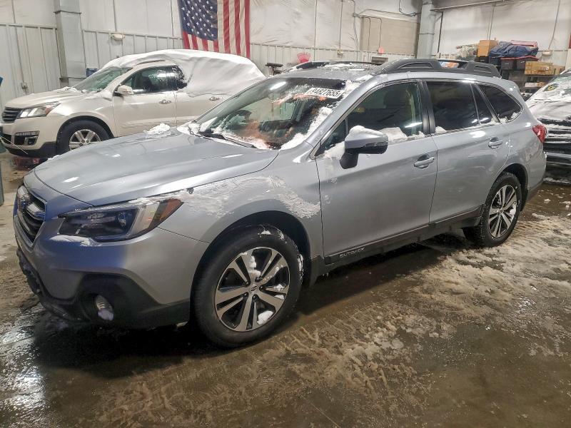 Subaru Outback 2017, VIN 4S4BSATCXH3319975, 11/11