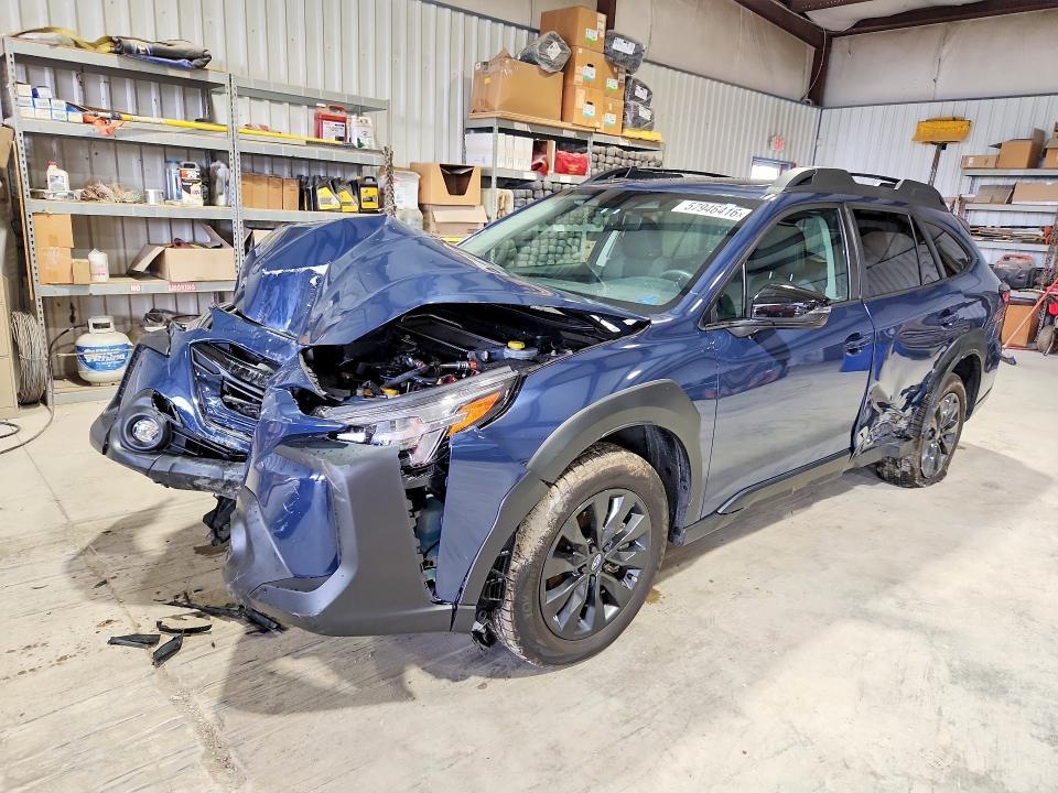 Subaru Outback 2023, VIN 4S4BTAAC2P3112933, 2/5