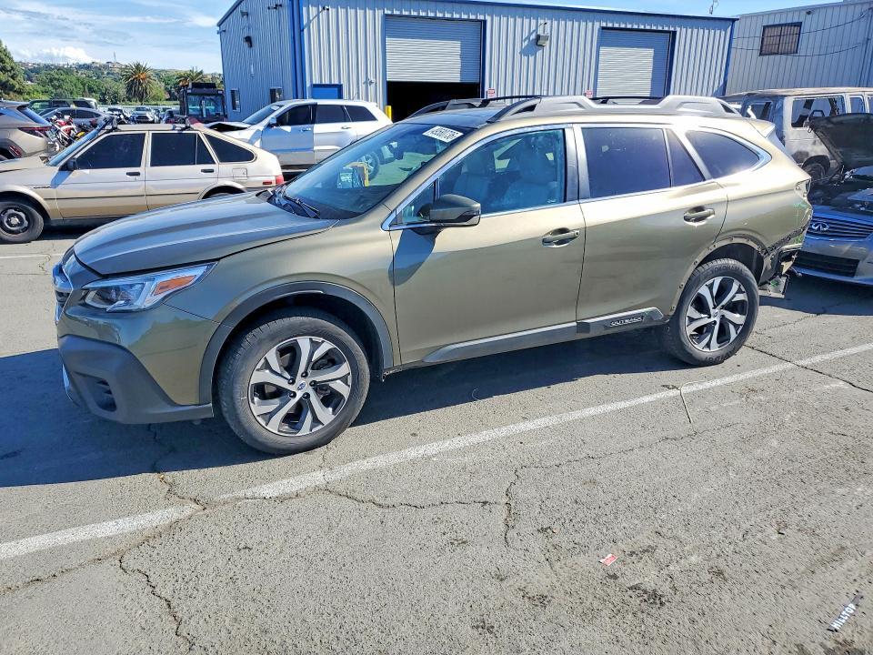 Subaru Outback 2022, VIN 4S4BTGUD4N3126918, 1/5