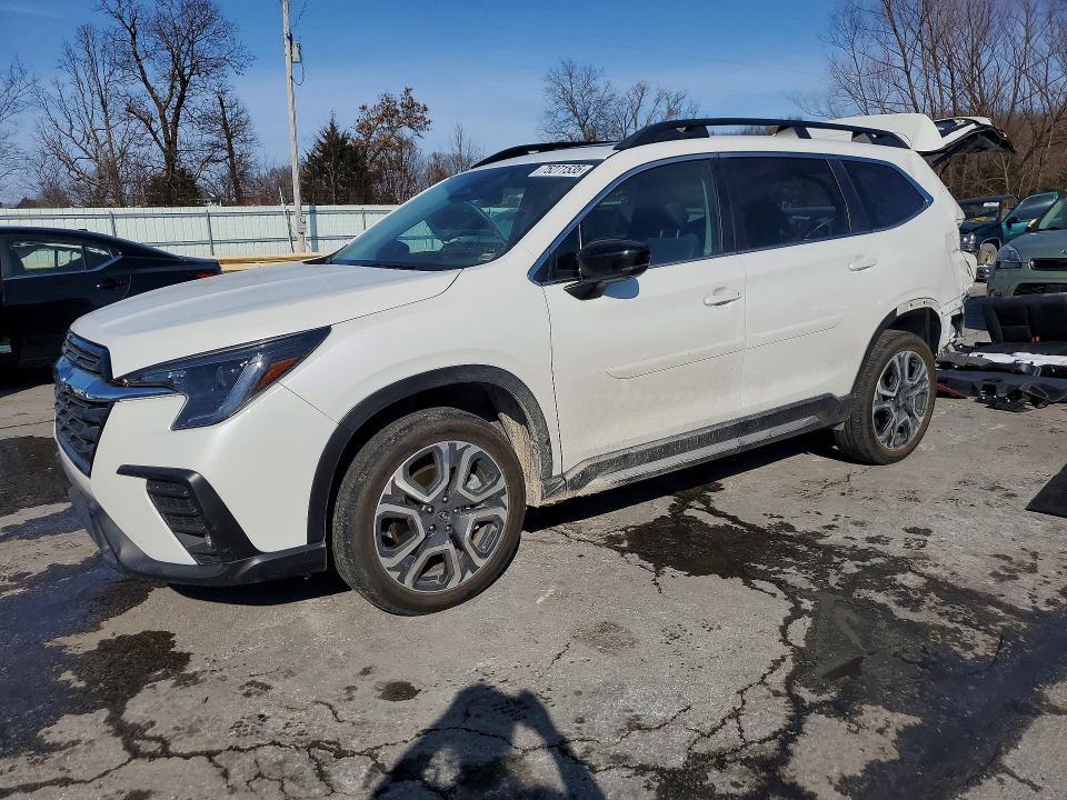 Subaru Ascent 2023, VIN 4S4WMARD0P3415608, 2/5