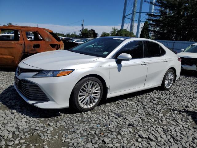 Toyota Camry 2019, VIN 4T1B11HK0KU681799, 1/11