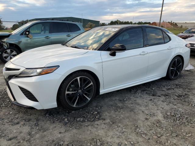 Toyota Camry 2018, VIN 4T1B11HK3JU136341, 1/11