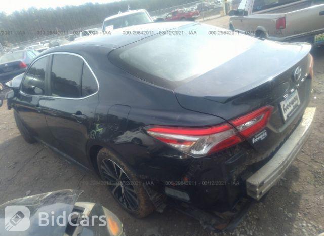 Toyota Camry 2018, VIN 4T1B11HK9JU539403, 3/5