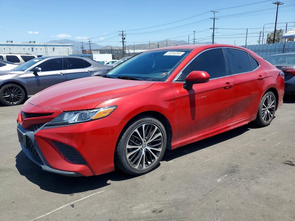 Toyota Camry 2018, VIN 4T1B11HKXJU024829, 1/5