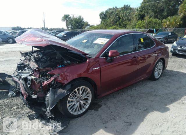 Toyota Camry 2018, VIN 4T1B21HK2JU502559, 2/21