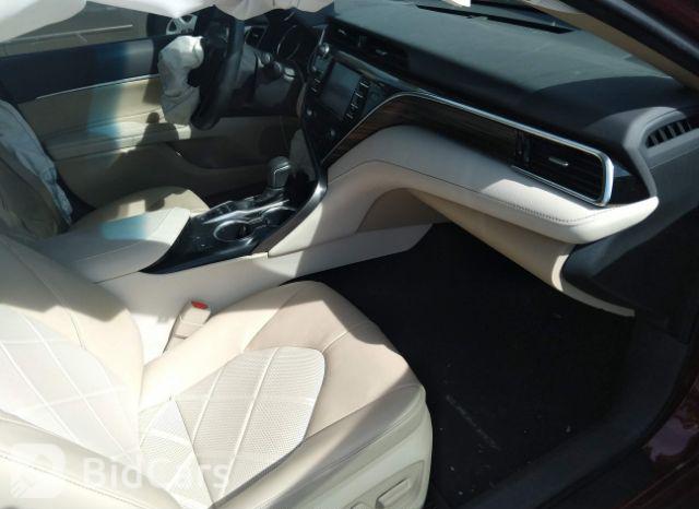 Toyota Camry 2018, VIN 4T1B21HK2JU502559, 5/21